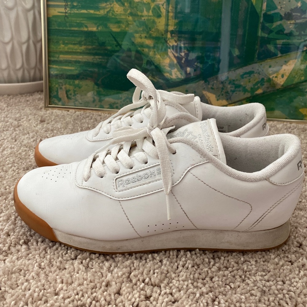 Women’s size 7.5 Princess White Reebok Tennis Shoes